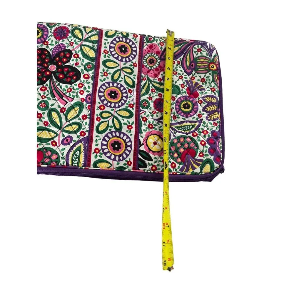 NWT VERA BRADLEY Viva La Vera Padded Laptop Sleeve Case very good condition